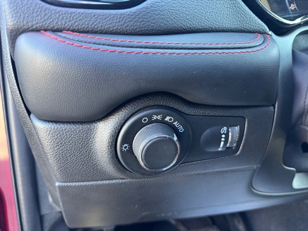 Used 2024 Dodge Durango GT AWD/4WD image 33