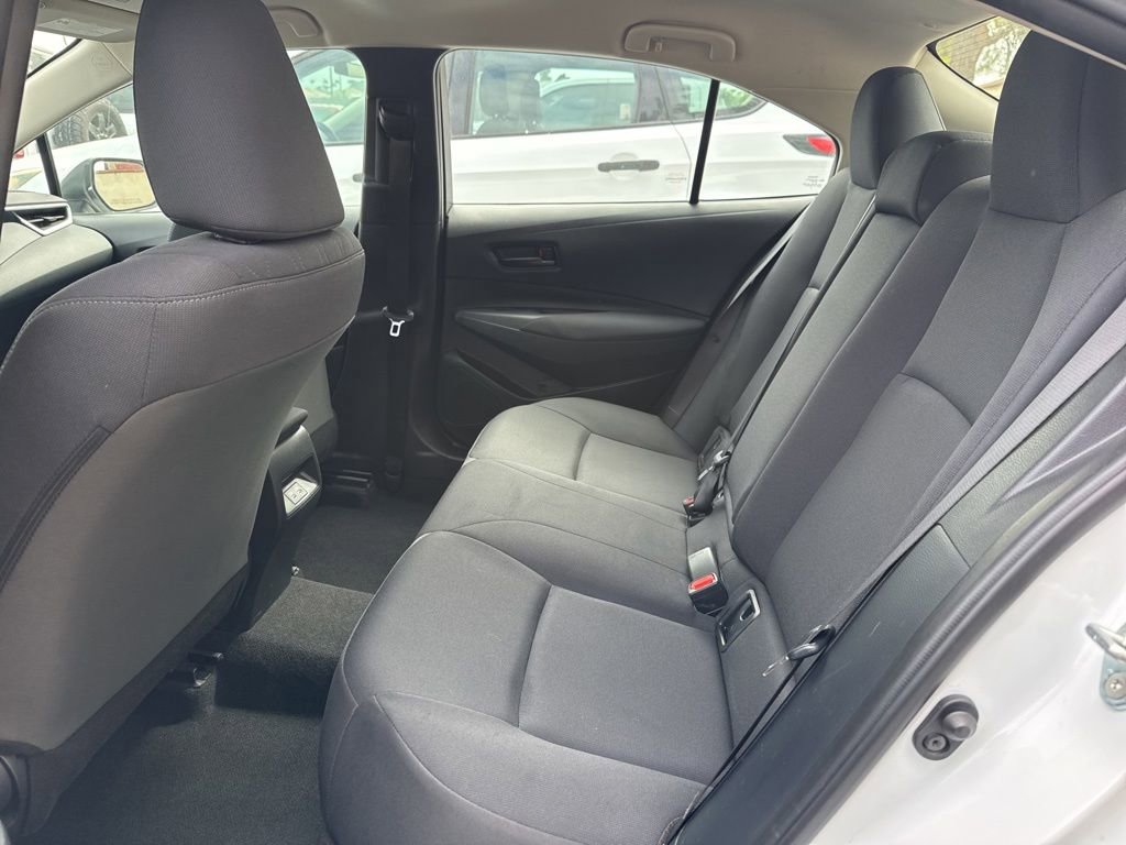 Used 2023 Toyota Corolla LE FWD image 14