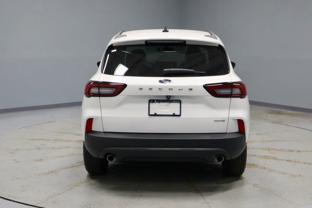 Certified 2025 Ford Escape ST-Line w/ Tech Pack #1 AWD/4WD image 11