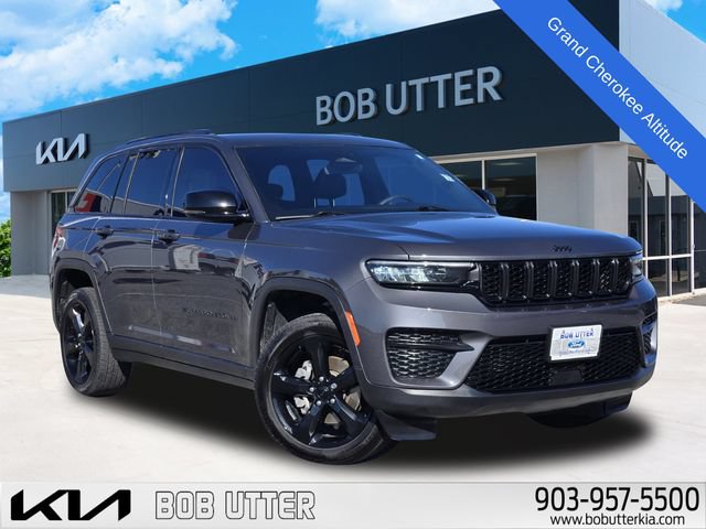 Used 2023 Jeep Grand Cherokee Altitude AWD/4WD image 1
