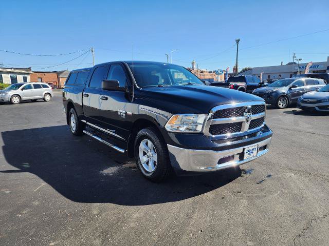 Used 2019 RAM 1500 Classic SLT AWD/4WD image 7