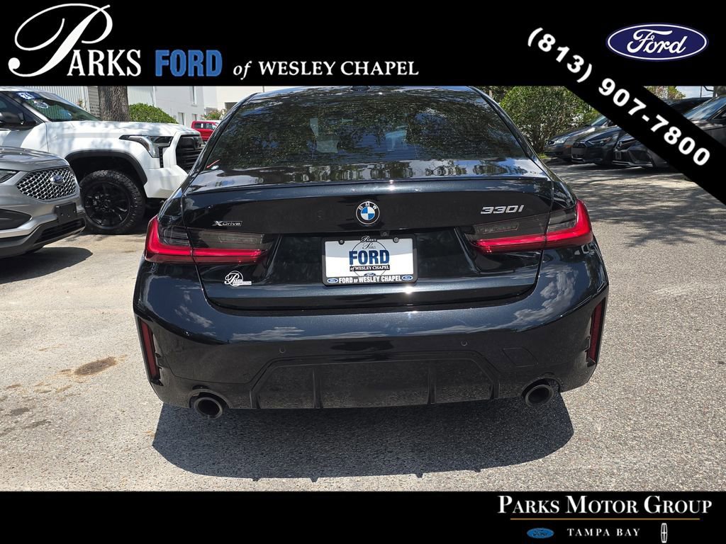 Used 2024 BMW 330i xDrive Sedan w/ M Sport Package AWD/4WD image 4