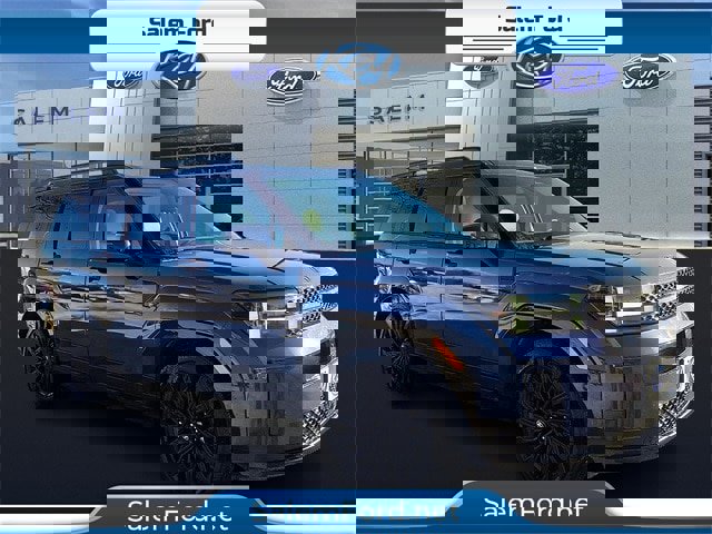 Used 2025 Hyundai Santa Fe Calligraphy w/ Tow & Go Package image 1