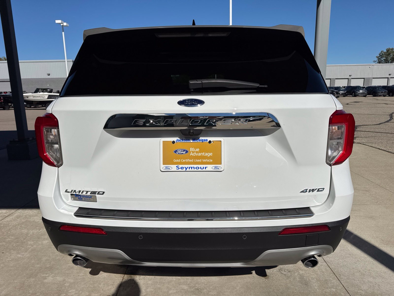 Certified 2024 Ford Explorer Limited w/ Equipment Group 301A AWD/4WD image 6