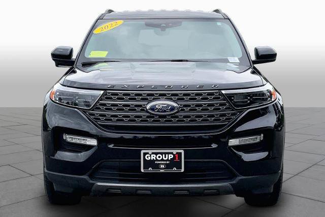 Certified 2022 Ford Explorer XLT w/ Equipment Group 202A AWD/4WD image 4