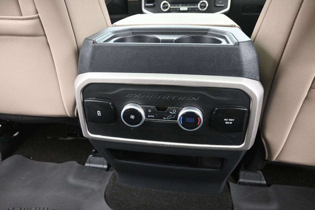 Certified 2022 Ford Expedition XLT RWD image 10
