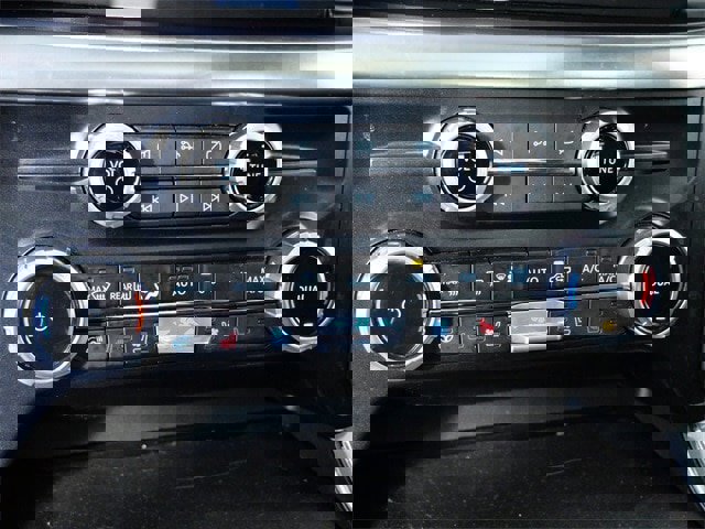 Certified 2023 Ford F150 Lariat w/ Equipment Group 502A High image 21