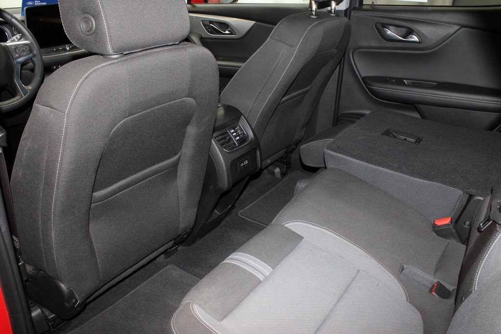 Used 2023 Chevrolet Blazer LT image 18
