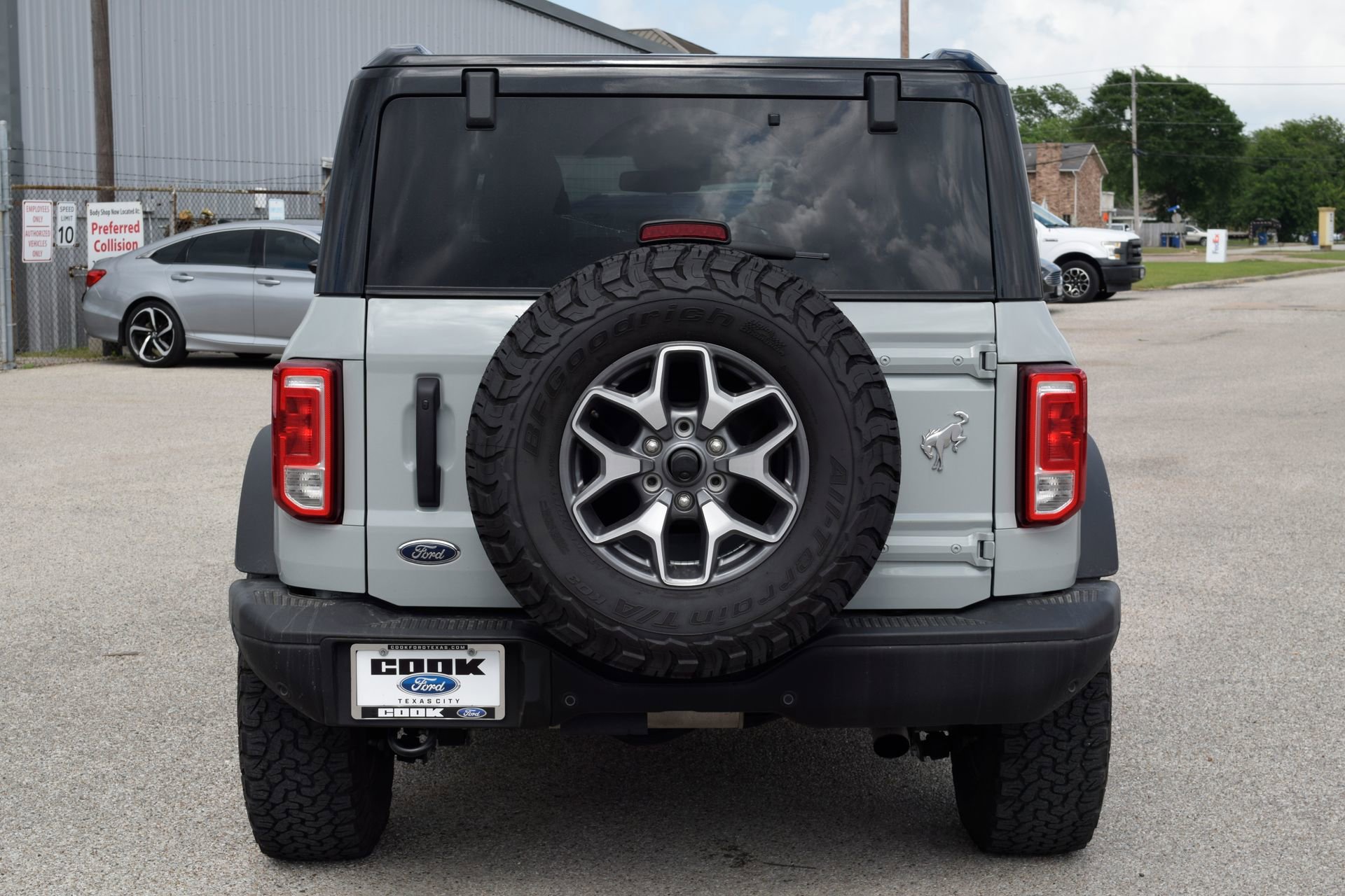 Certified 2024 Ford Bronco Black Diamond AWD/4WD image 5