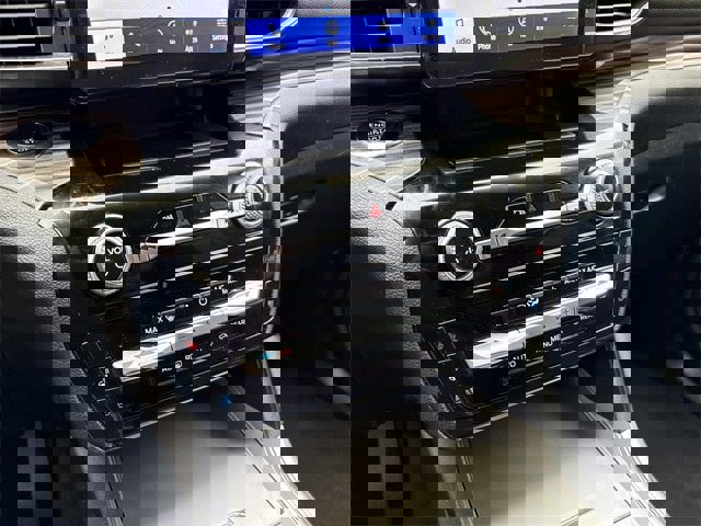 Certified 2024 Ford Explorer Limited image 35