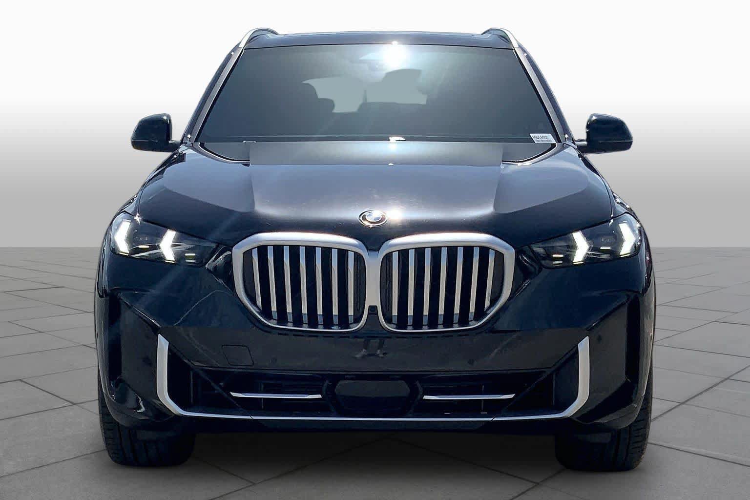 Used 2024 BMW X5 sDrive40i w/ Parking Assistance Package RWD image 4
