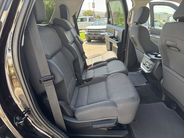 Certified 2025 Ford Expedition Active AWD/4WD image 23