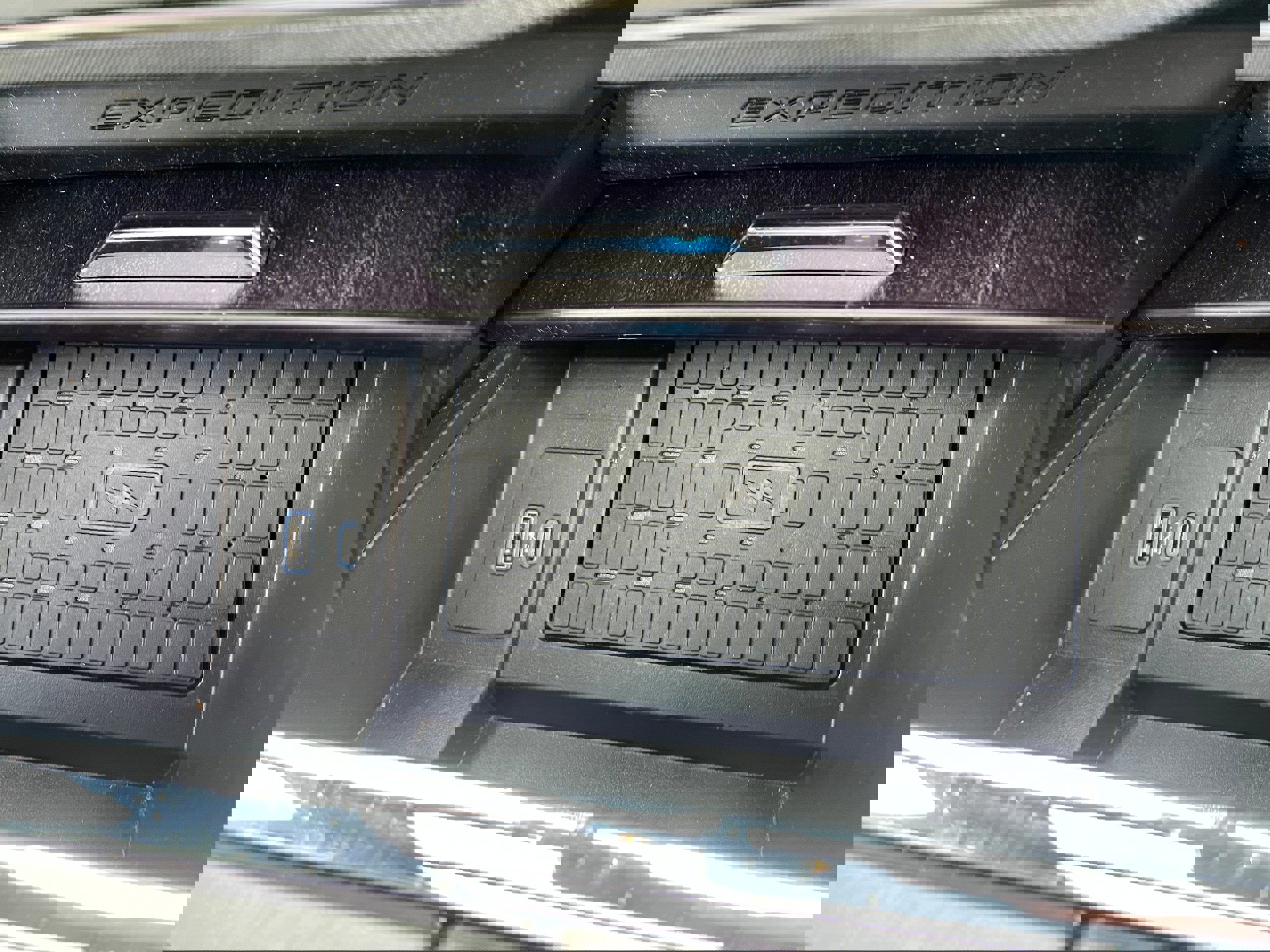 Certified 2023 Ford Expedition Max Platinum image 18