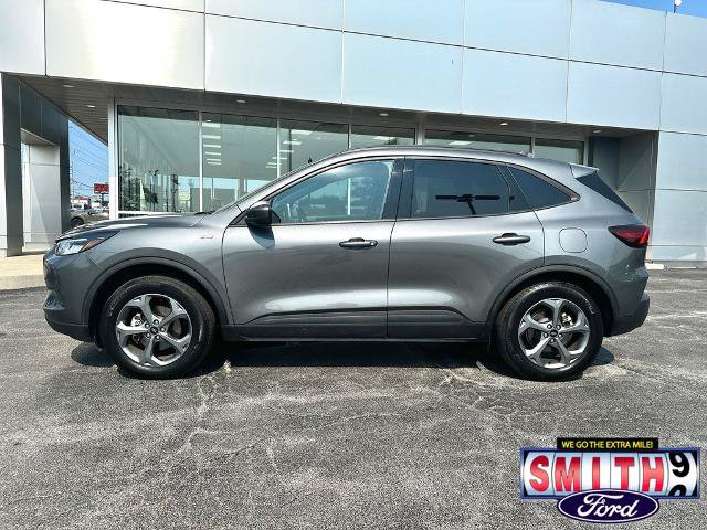 Certified 2025 Ford Escape ST-Line Select AWD/4WD image 10