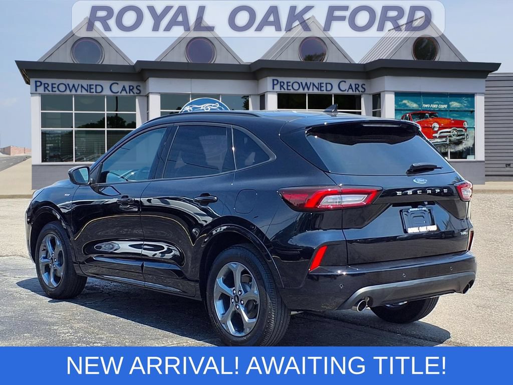 Certified 2024 Ford Escape ST-Line Select w/ Tech Pack #1 AWD/4WD image 2