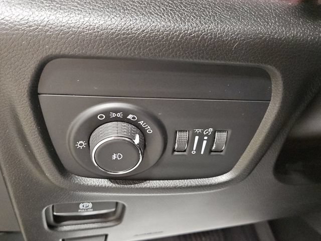 Used 2023 Jeep Grand Cherokee L Overland w/ Rear Seat Video Group I AWD/4WD image 33