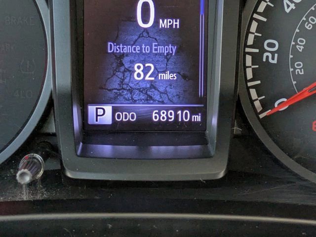 Used 2020 Toyota Tacoma SR w/ SR Convenience Package image 24