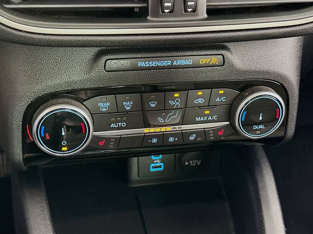 Certified 2022 Ford Escape SE w/ SE Sport Appearance Package AWD/4WD image 19