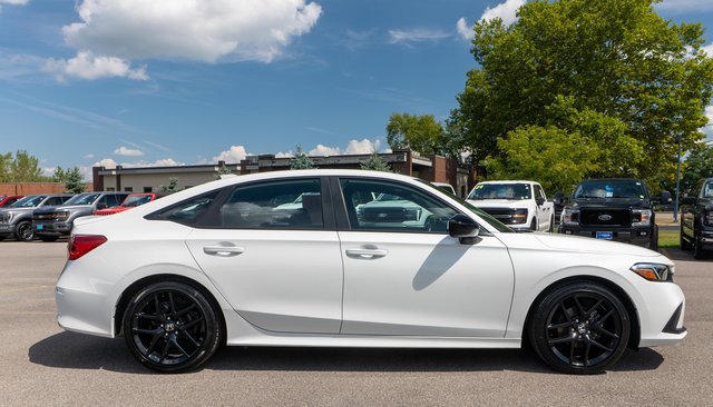 Used 2024 Honda Civic Sport image 5