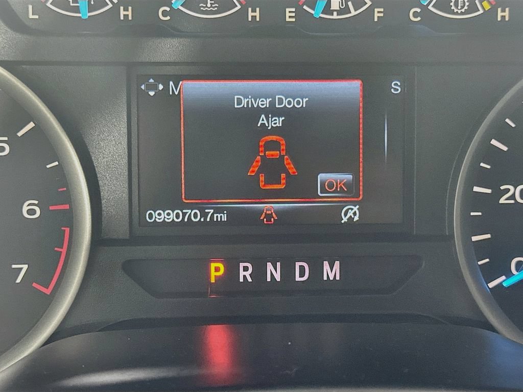Certified 2018 Ford F150 XLT w/ Equipment Group 302A Luxury AWD/4WD image 26