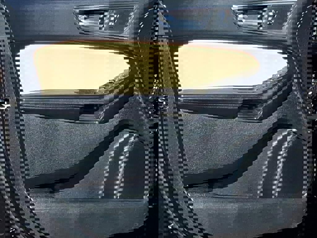 Certified 2024 Ford Edge SE image 21