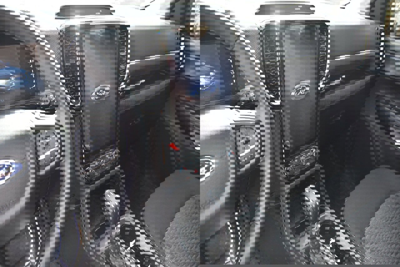 Certified 2025 Ford Ranger XLT w/ Equipment Group 301A High image 9