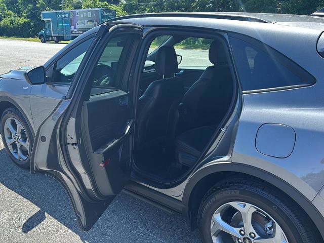 Certified 2025 Ford Escape ST-Line w/ Equipment Group 301A image 27