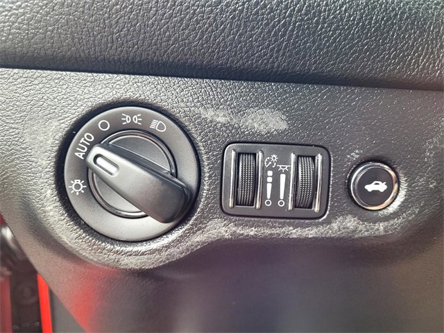 Used 2019 Dodge Challenger SXT w/ Cold Weather Group image 18