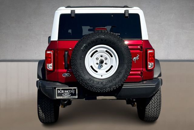 Certified 2025 Ford Bronco Heritage Edition AWD/4WD image 4