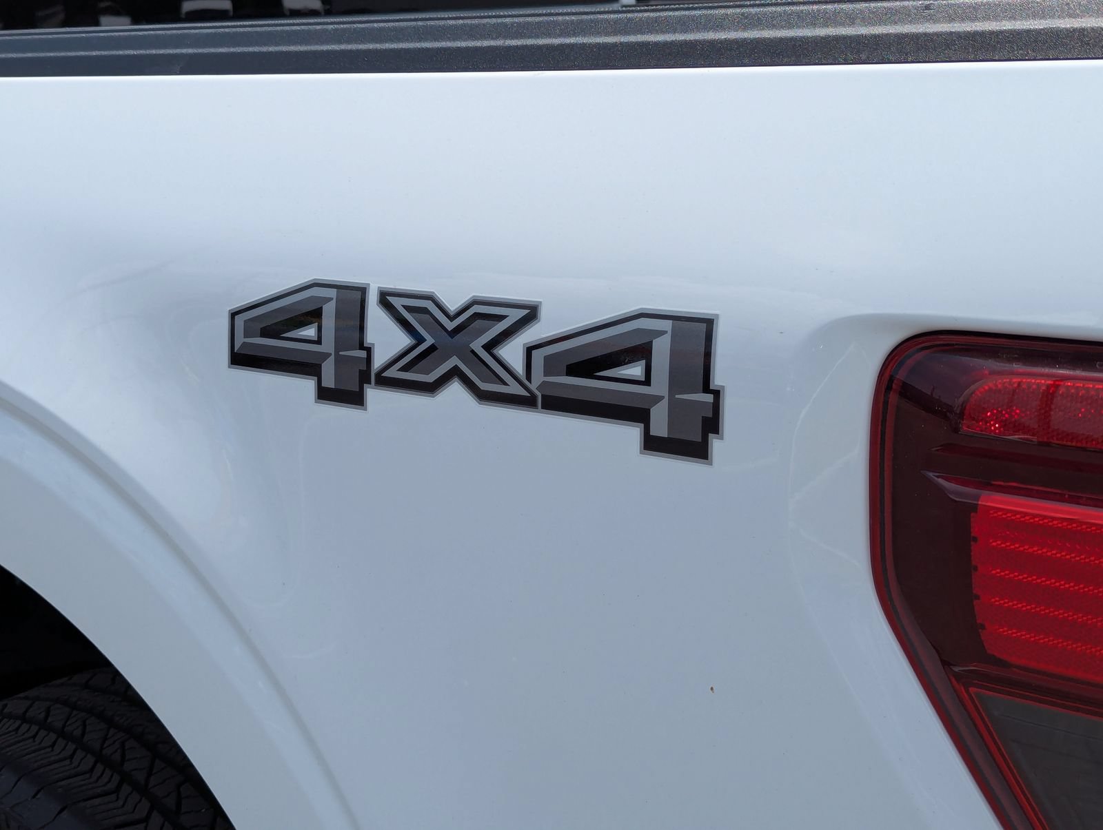 Certified 2025 Ford F150 STX w/ Equipment Group 200A AWD/4WD image 15