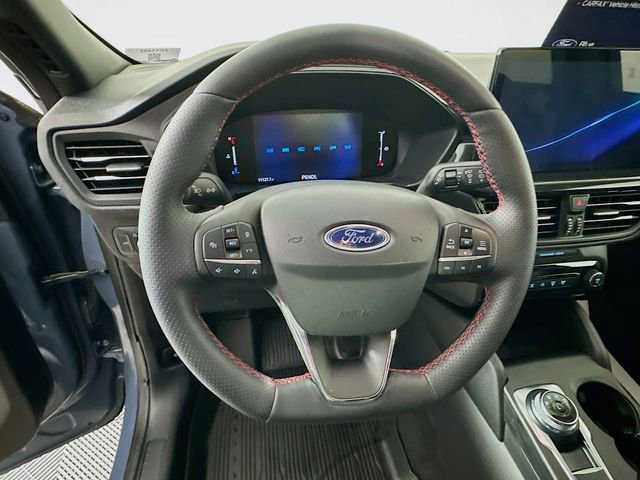 Certified 2024 Ford Escape ST-Line w/ Tech Pack #1 image 17