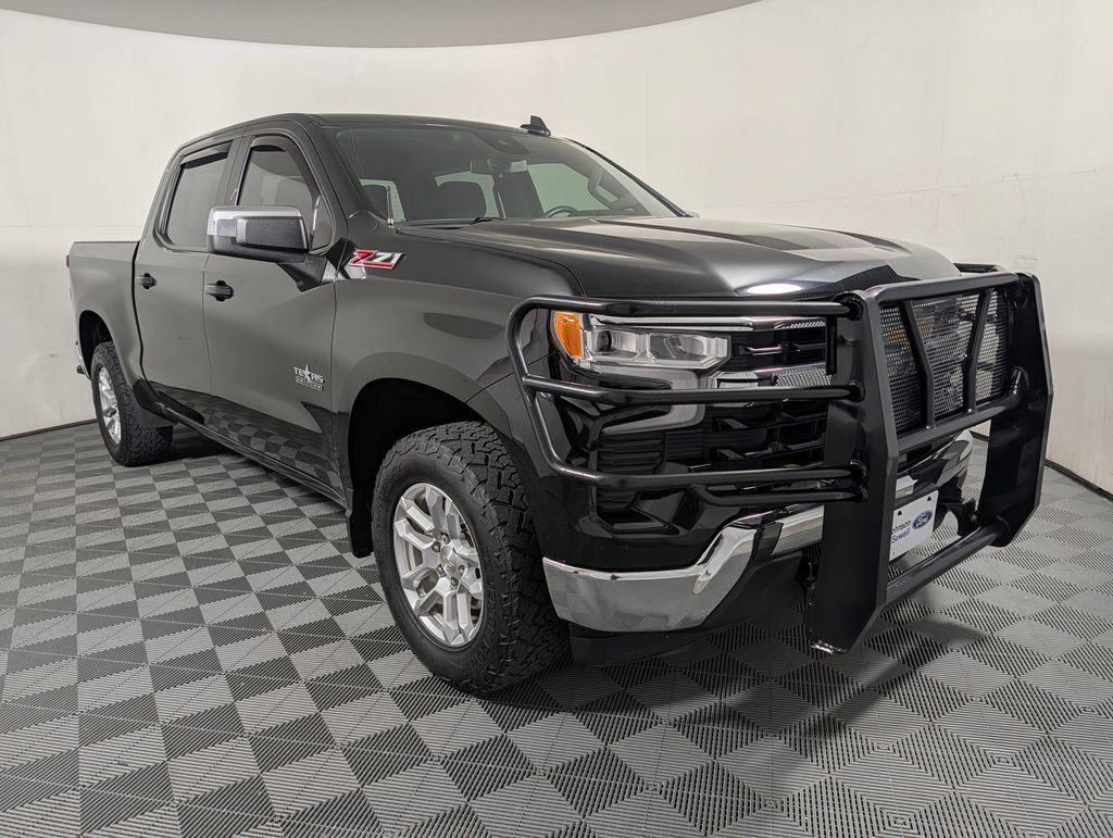 Used 2022 Chevrolet Silverado 1500 LT w/ Z71 Off-Road Package