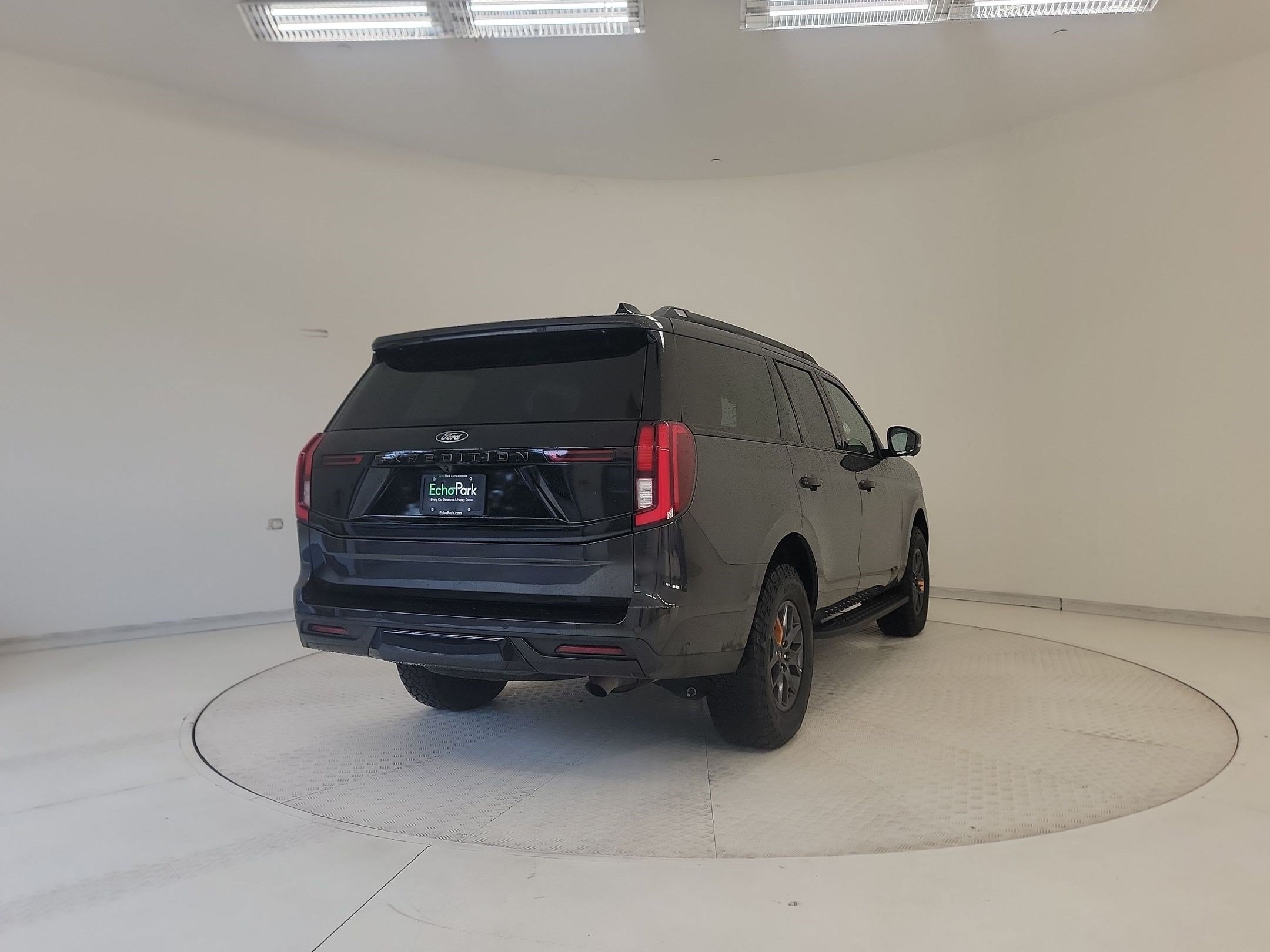 Certified 2025 Ford Expedition Tremor AWD/4WD image 7