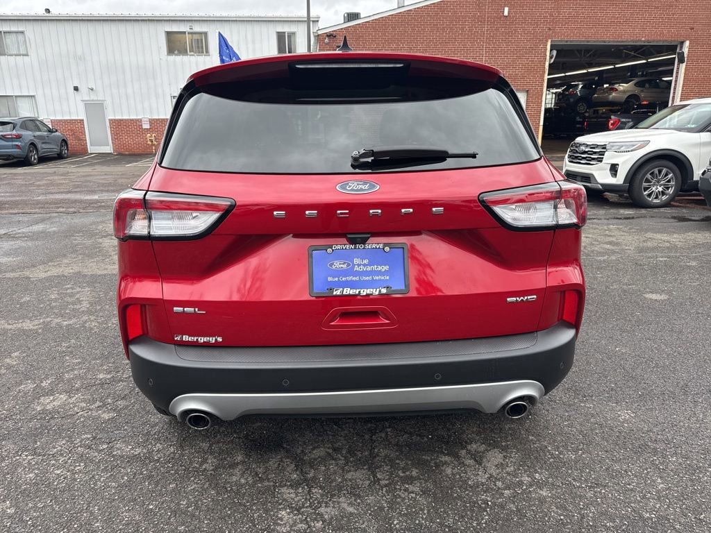 Certified 2022 Ford Escape SEL image 4