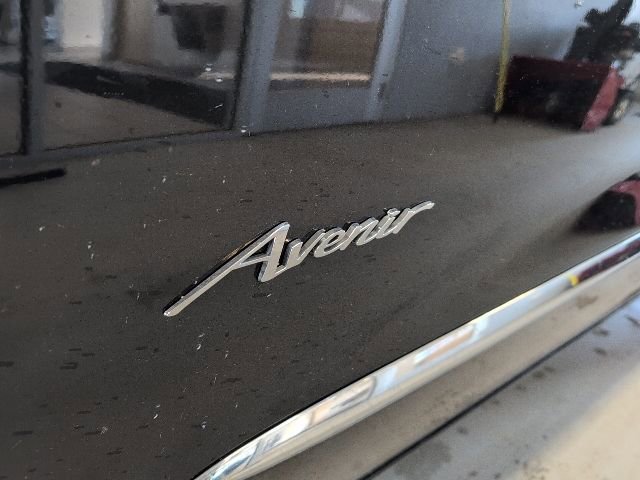 Used 2022 Buick Enclave Avenir image 12