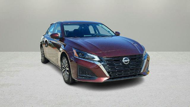 Used 2023 Nissan Altima 2.5 SV