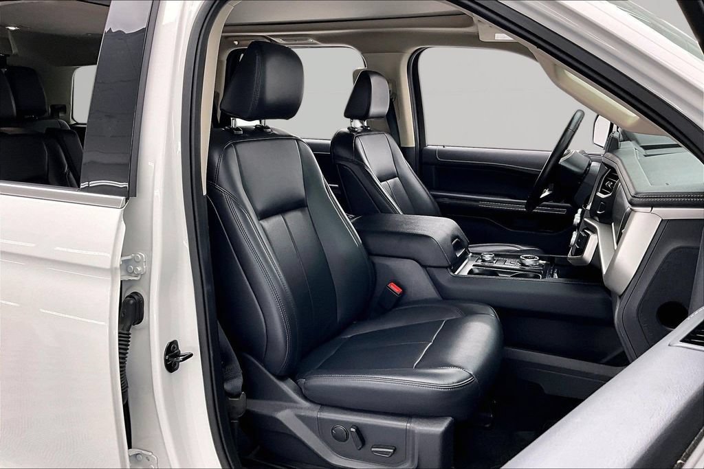 Certified 2024 Ford Expedition XLT AWD/4WD image 7