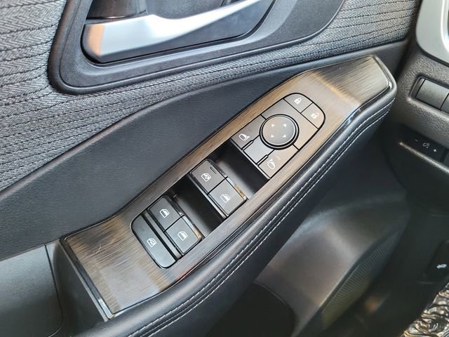 Used 2023 Nissan Rogue SV image 17