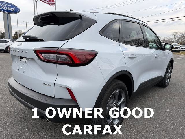 Certified 2025 Ford Escape ST-Line Select w/ Tech Pack #2 image 4