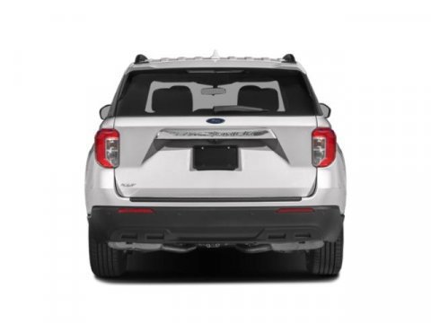 Certified 2023 Ford Explorer XLT w/ Equipment Group 202A image 5