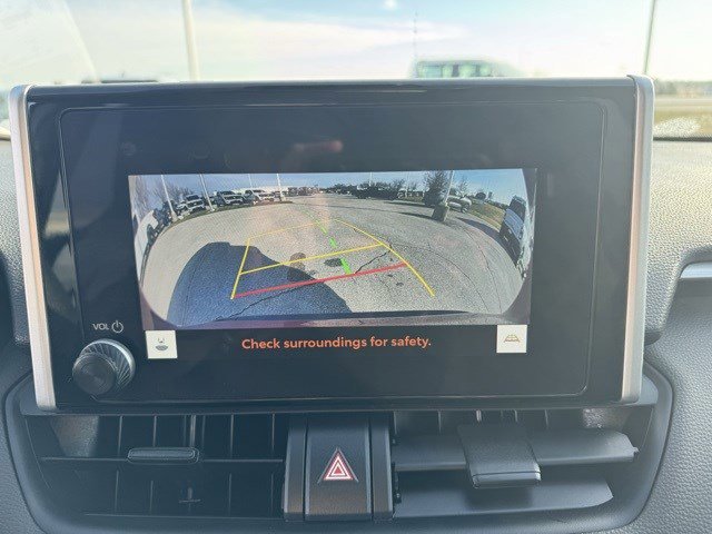 Used 2024 Toyota RAV4 LE image 18