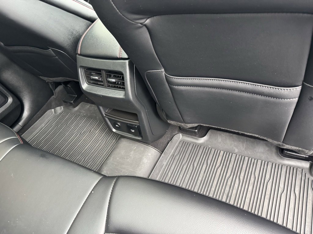 Certified 2024 Ford Edge ST-Line image 21