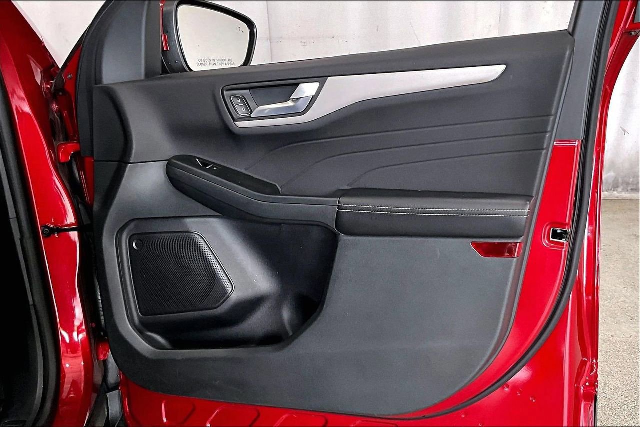 Certified 2022 Ford Escape SEL image 27