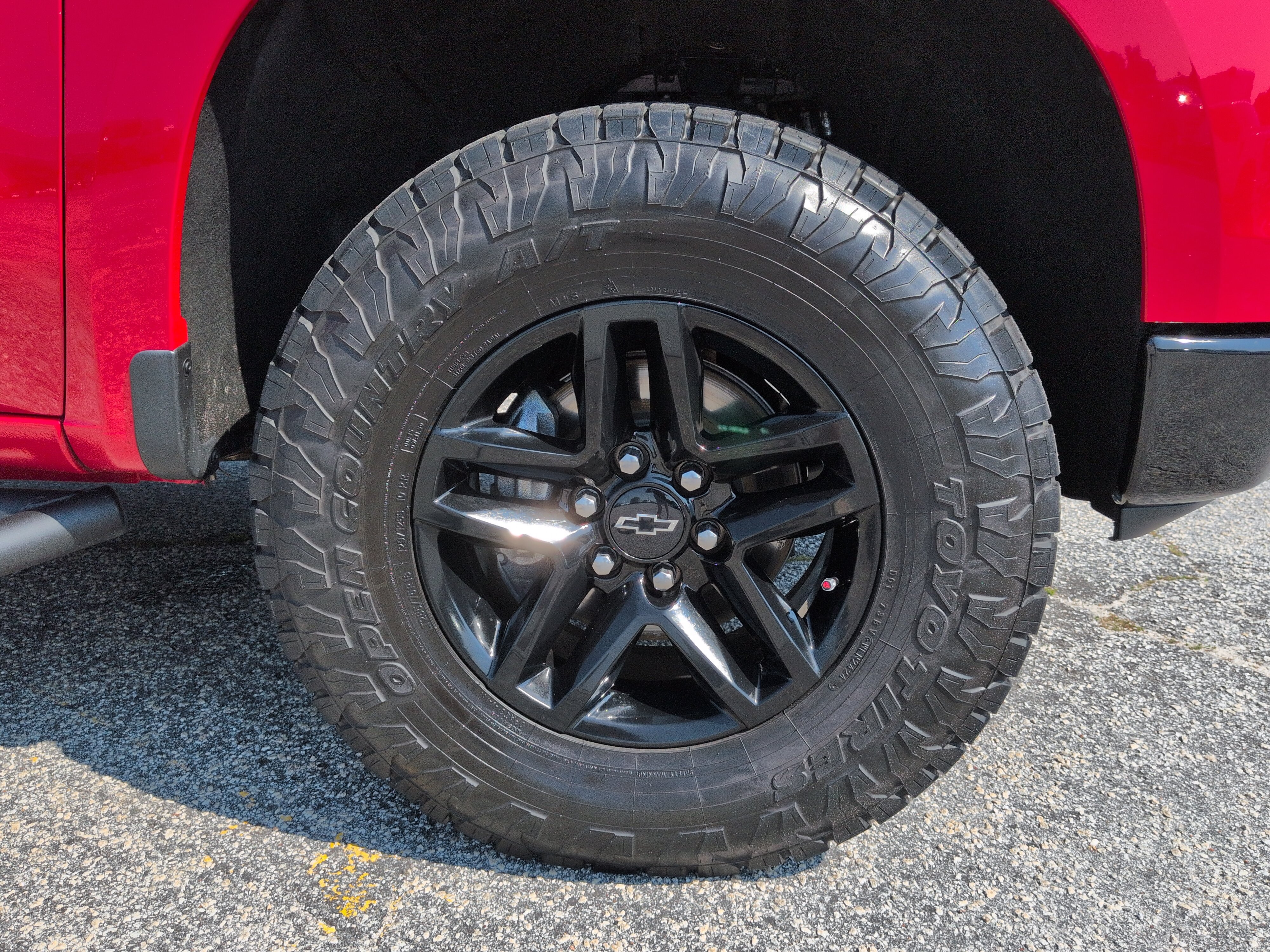 Used 2022 Chevrolet Silverado 1500 LT Trail Boss w/ LT Trail Boss Premium Package AWD/4WD image 9