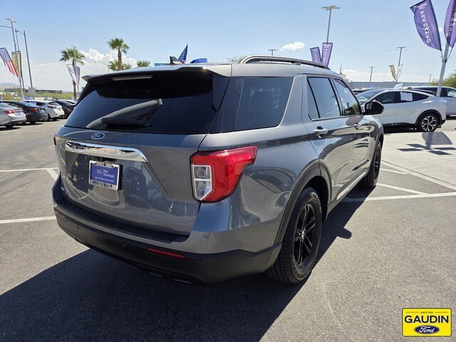 Certified 2021 Ford Explorer XLT RWD image 7
