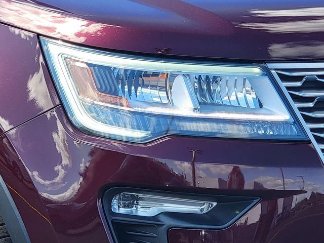 Certified 2018 Ford Explorer Platinum AWD/4WD image 16