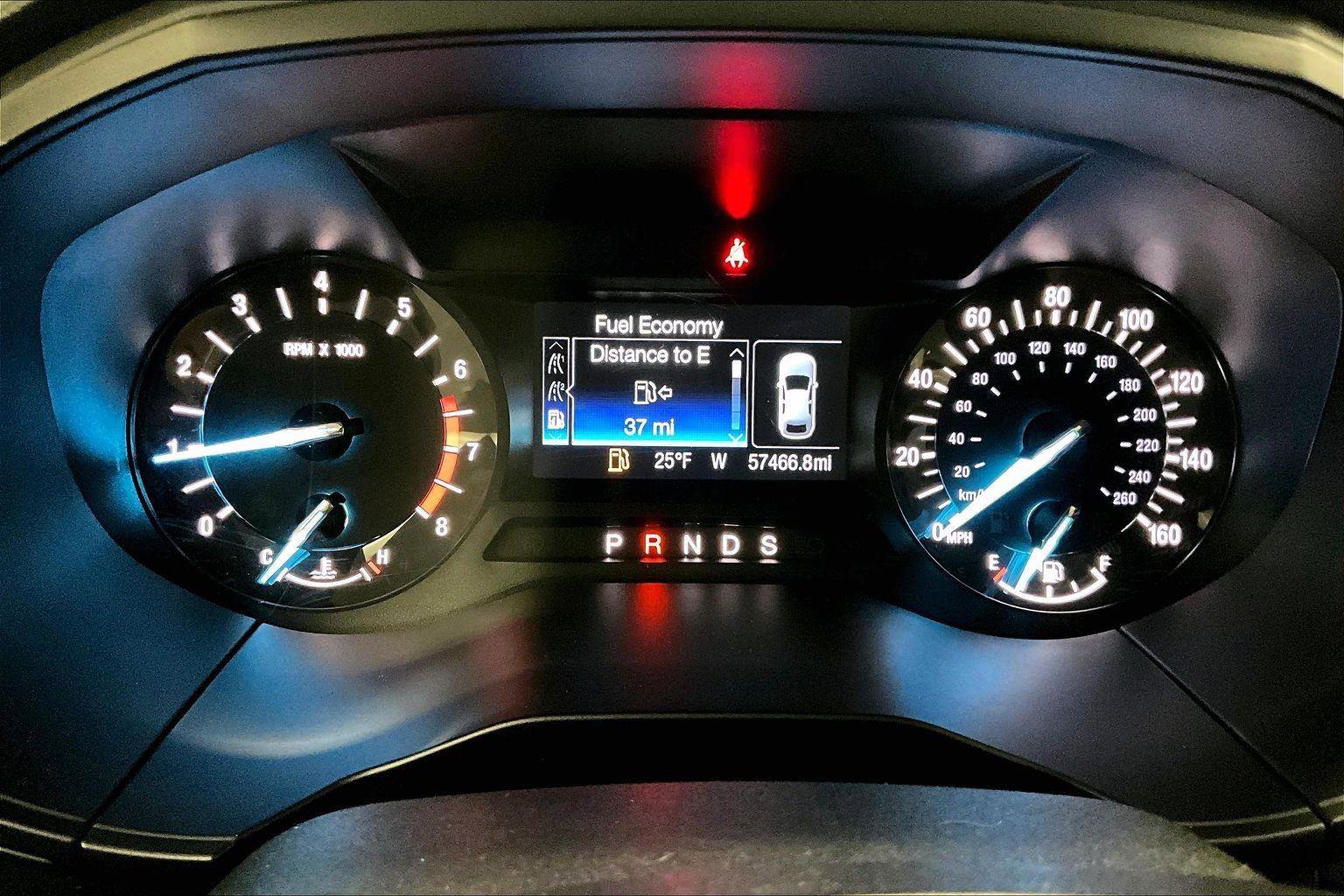 Certified 2018 Ford Edge SE image 19