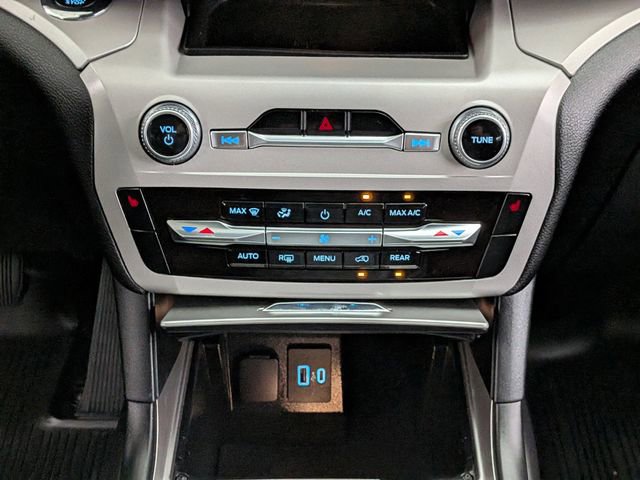 Certified 2023 Ford Explorer XLT w/ Class IV Trailer Tow Package AWD/4WD image 28