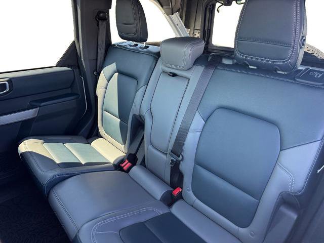 Certified 2023 Ford Bronco Outer Banks AWD/4WD image 13