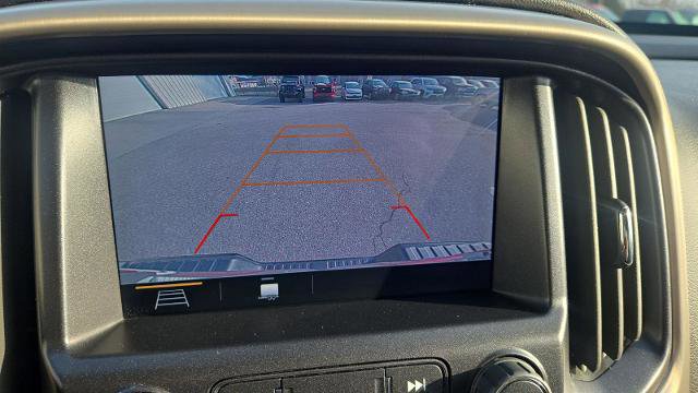 Used 2022 GMC Canyon Denali image 16